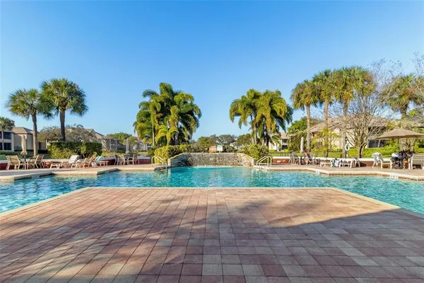 $2,000 | 10263 Gandy Boulevard North, Unit 2303, St. Petersburg, FL 33702