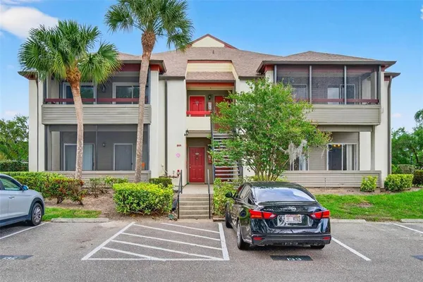 $2,000 | 10263 Gandy Boulevard North, Unit 2303, St. Petersburg, FL 33702
