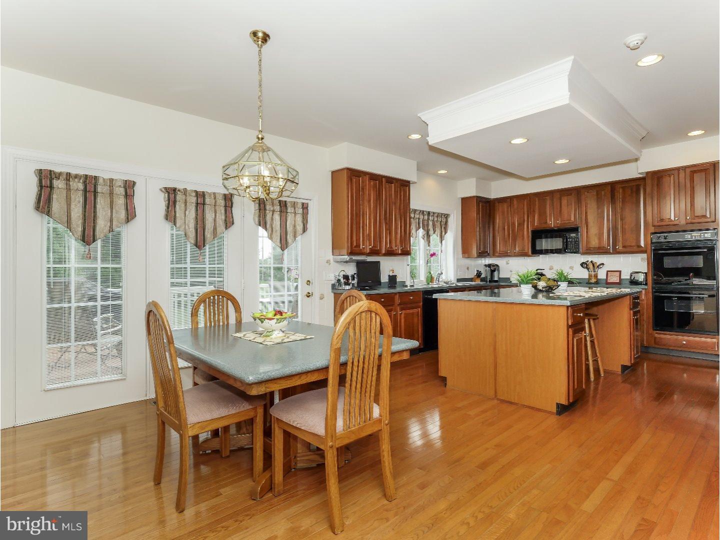6 Manor Road Newtown, PA 18940 - Photo 5 of 25 Kitchen