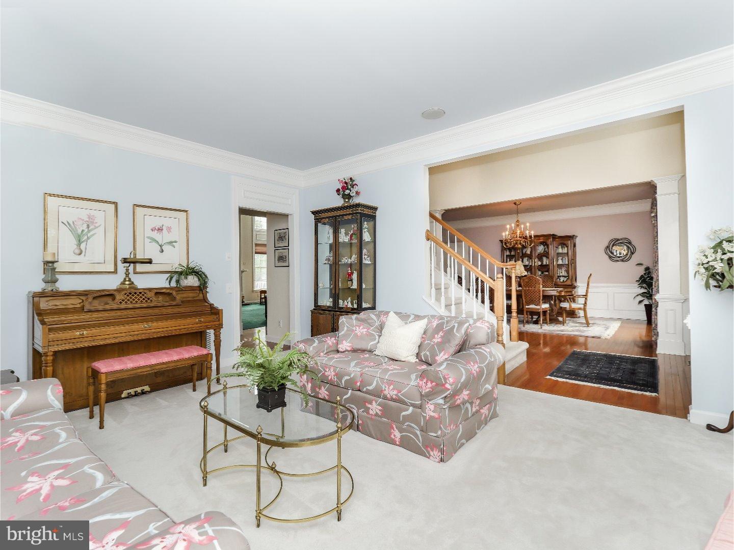 6 Manor Road Newtown, PA 18940 - Photo 9 of 25 Living Room