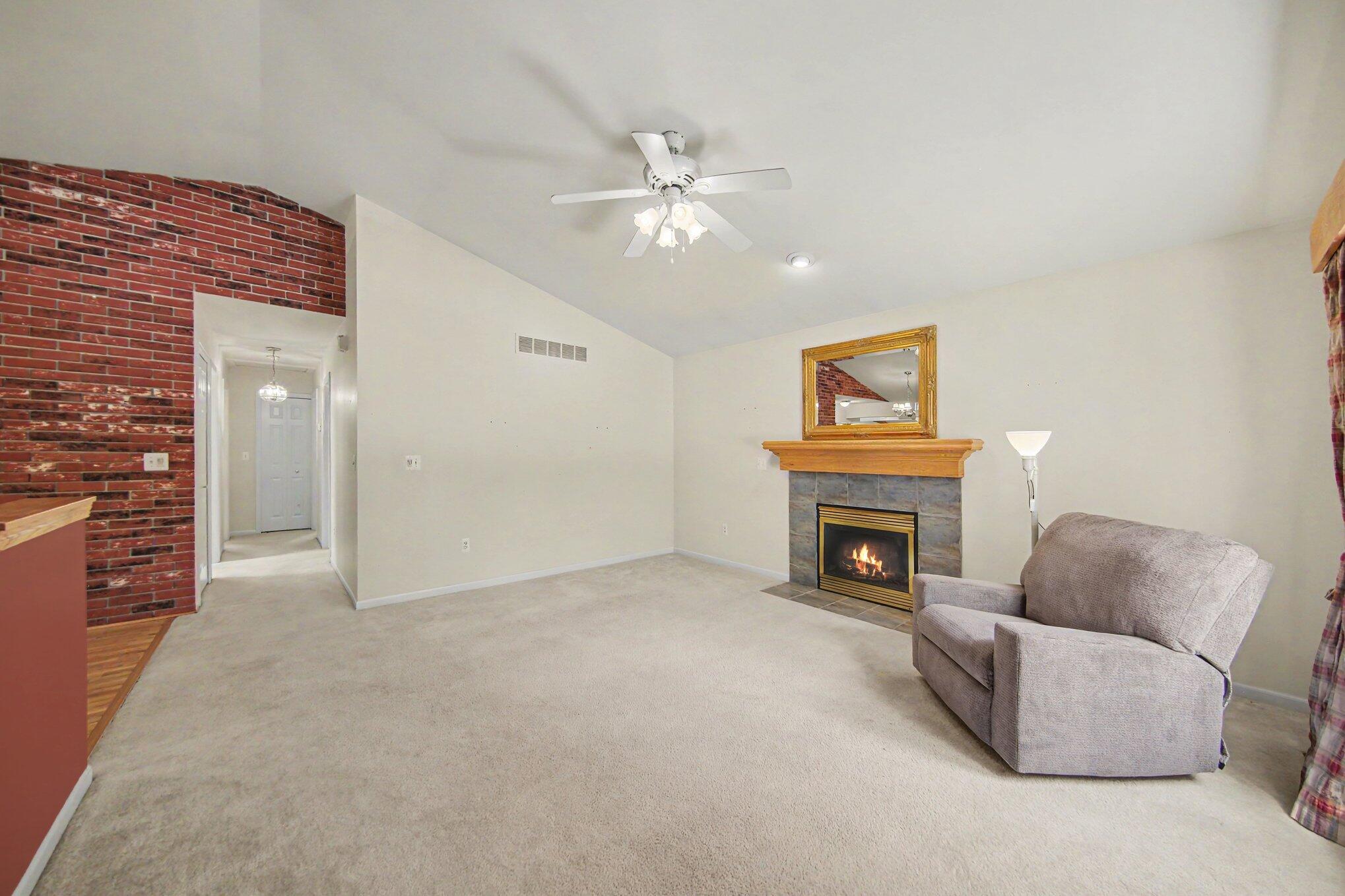 103 Ridgeview Court Grass Lake, MI 49240 - Photo 6 of 38 007_file_3159