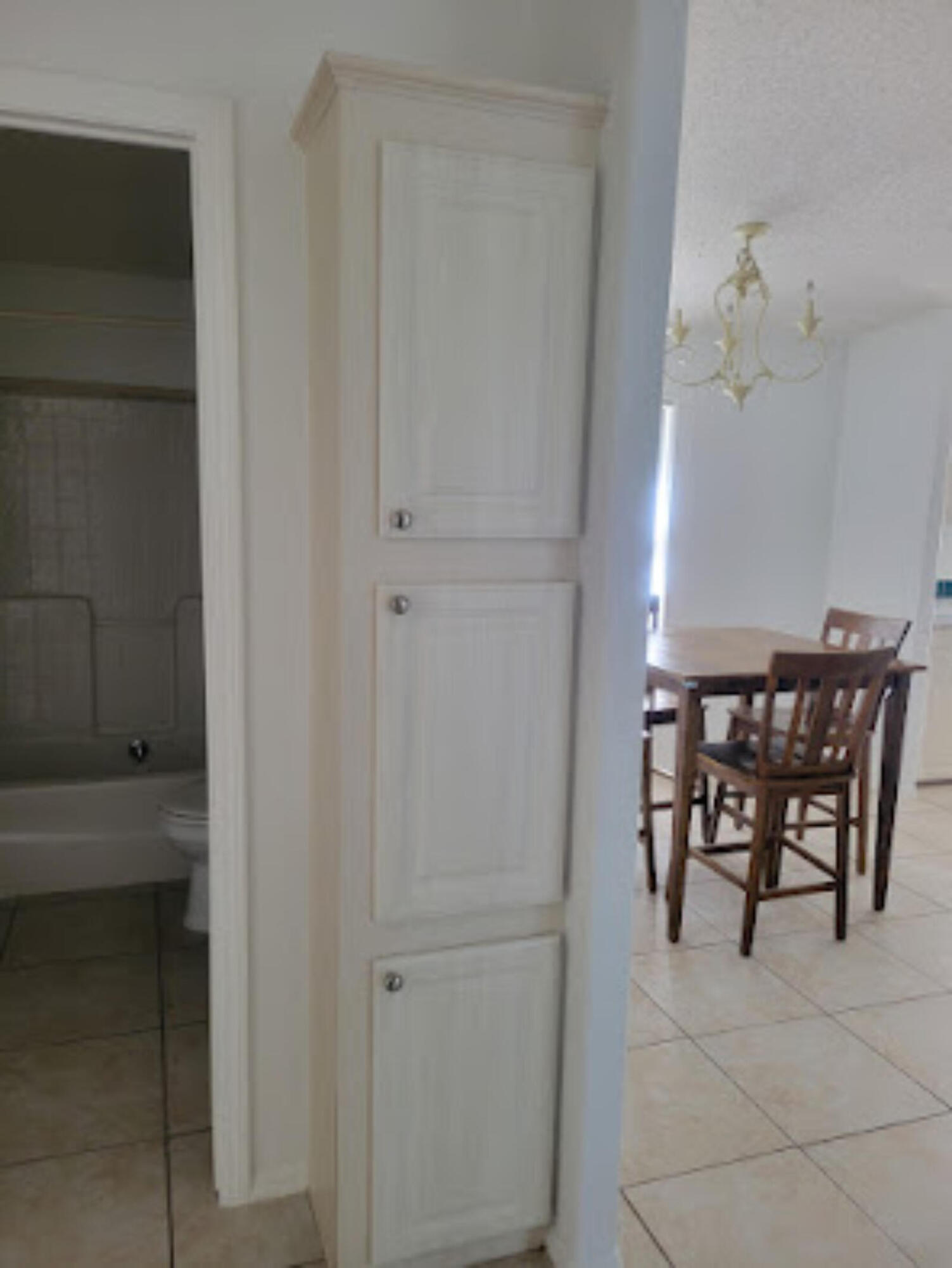 31037 Ave D Big Pine Key, FL 33043 - Photo 13 of 20 a view of a dining room with furniture