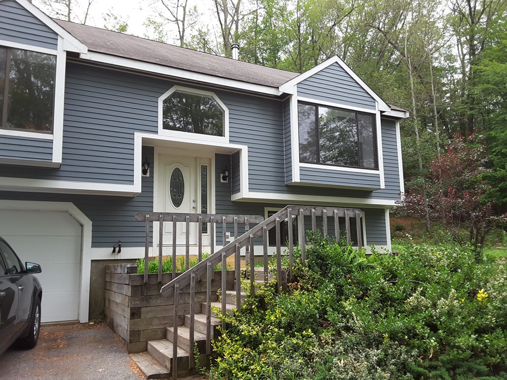 21 Allen Road Sturbridge, MA 01566 - Photo 2 of 27
