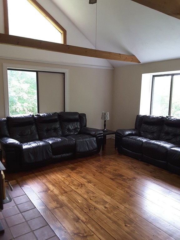 21 Allen Road Sturbridge, MA 01566 - Photo 6 of 27