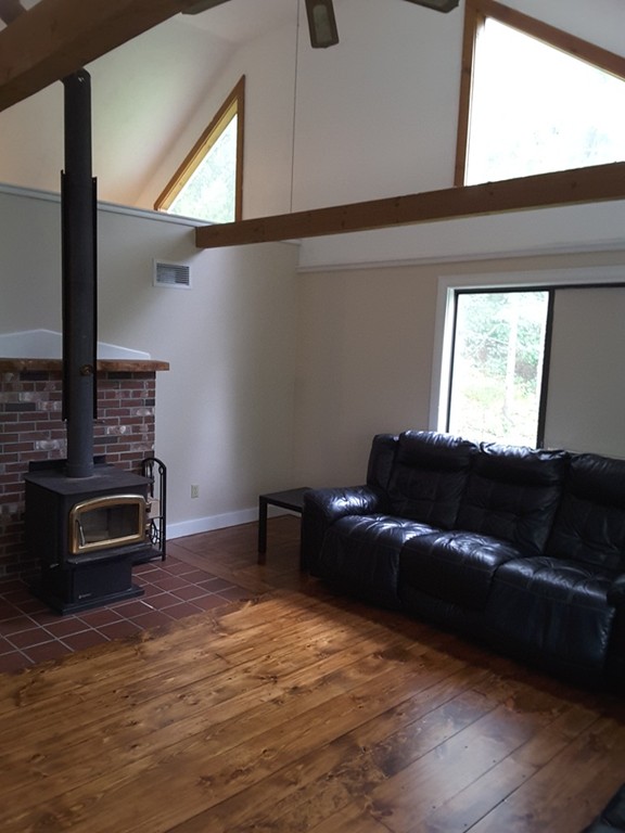 21 Allen Road Sturbridge, MA 01566 - Photo 7 of 27