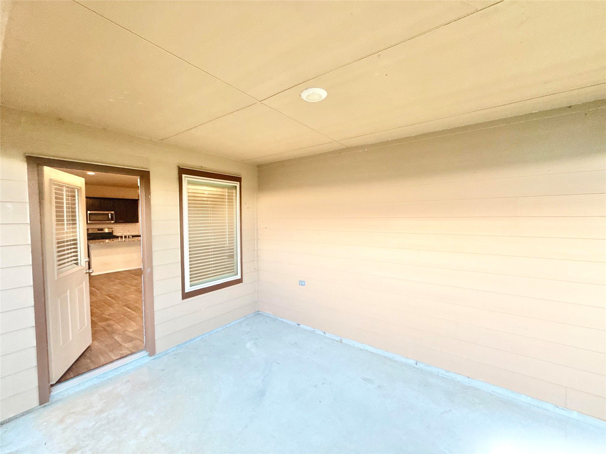 846 Autumn Flats Way Rosharon, TX 77583 - Photo 23 of 27 Covered Patio for Entertaining