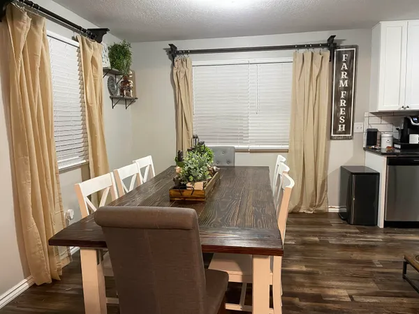 $252,500 | 818 North Brook Forest Road, Derby, KS 67037