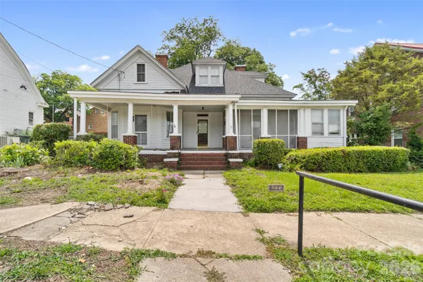 $175,000 | 215 South Rutherford Street, Wadesboro, NC 28170