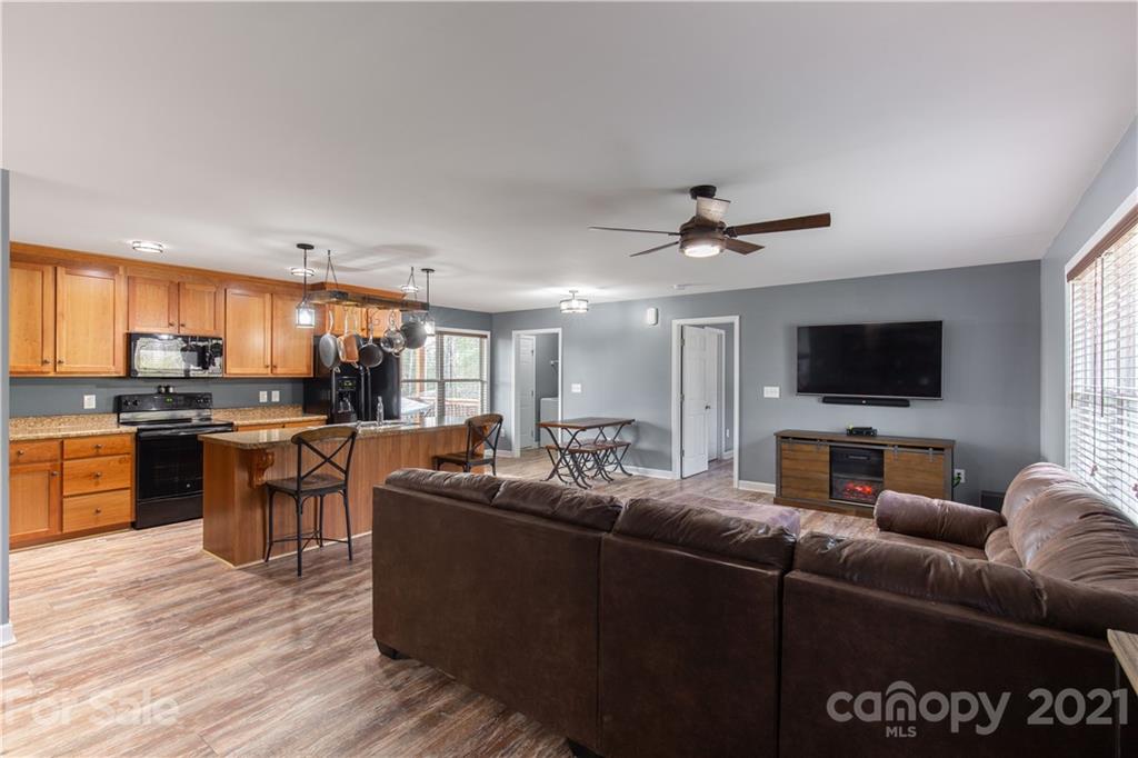 1017 Turkey Creek Ridge Road York, SC 29745 - Photo 5 of 29