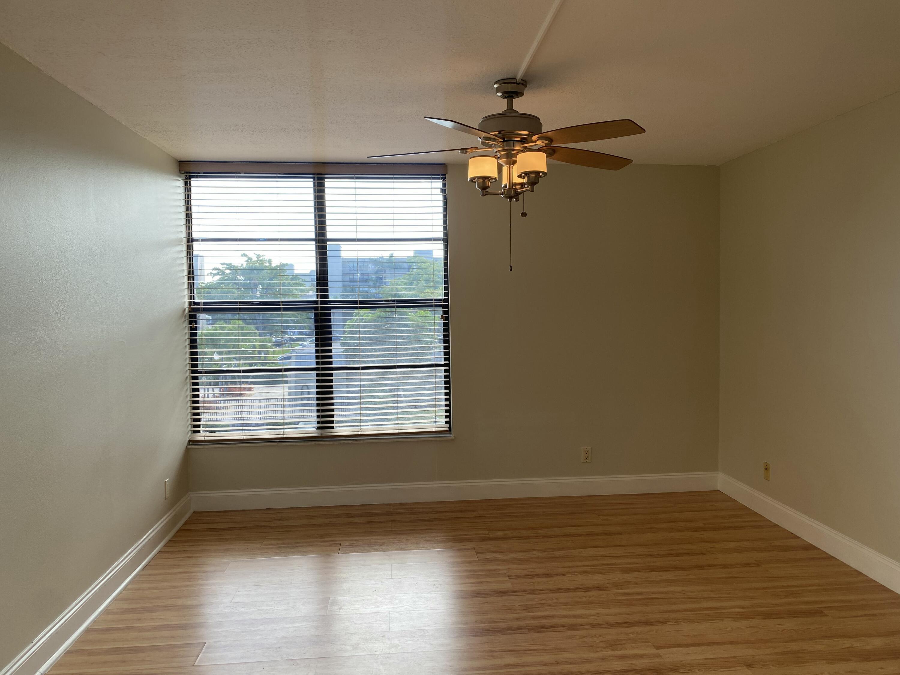 4 Royal Palm Way, Unit 308 Boca Raton, FL 33432 - Photo 16 of 33 20250225_152244450_iOS