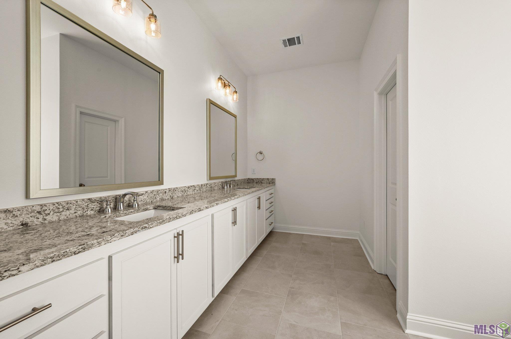 21489 Blue Fin Drive Springfield, LA 70462 - Photo 15 of 29