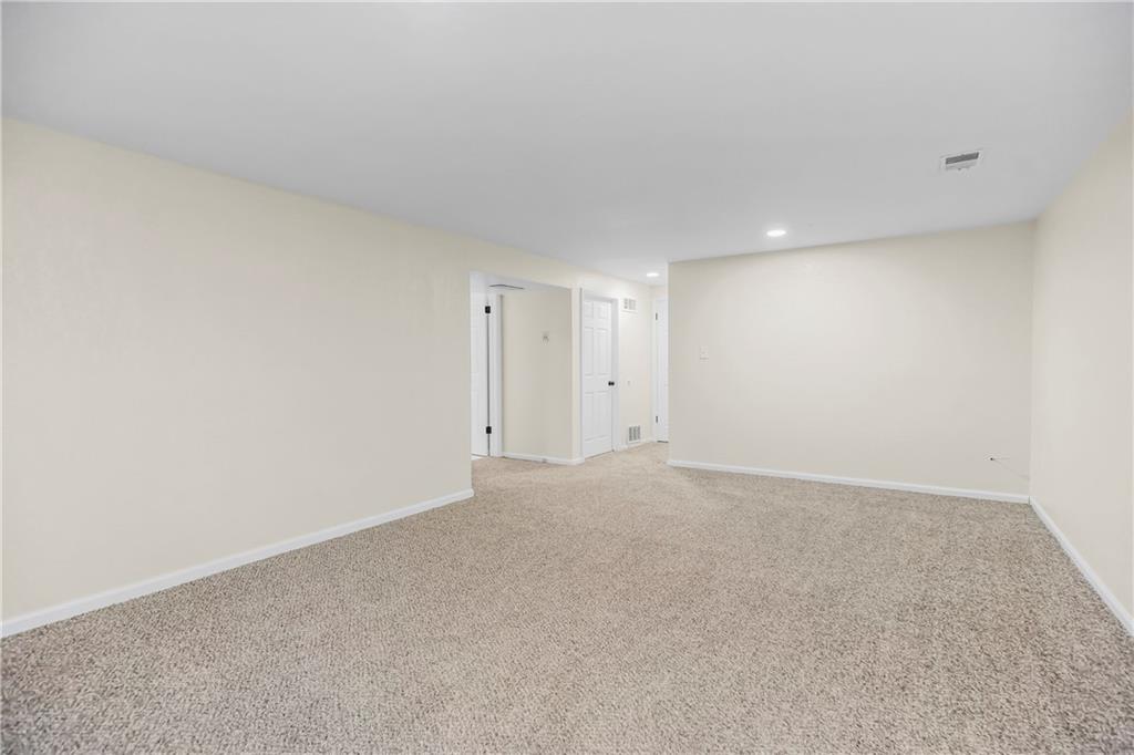 7828 Westridge Road Raytown, MO 64138 - Photo 22 of 29