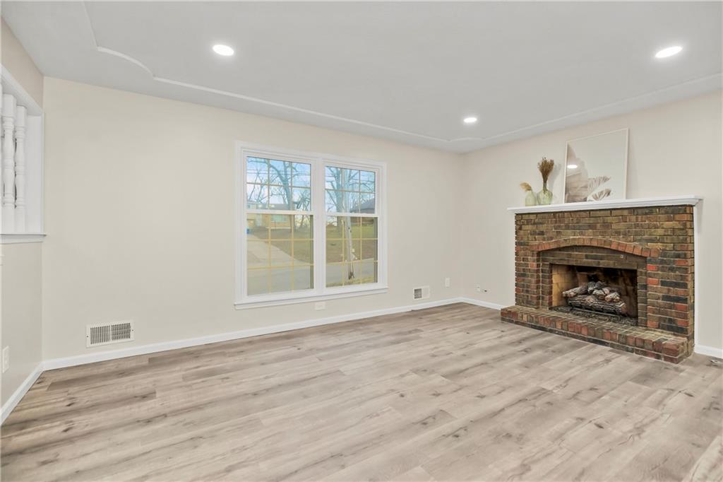 7828 Westridge Road Raytown, MO 64138 - Photo 7 of 29