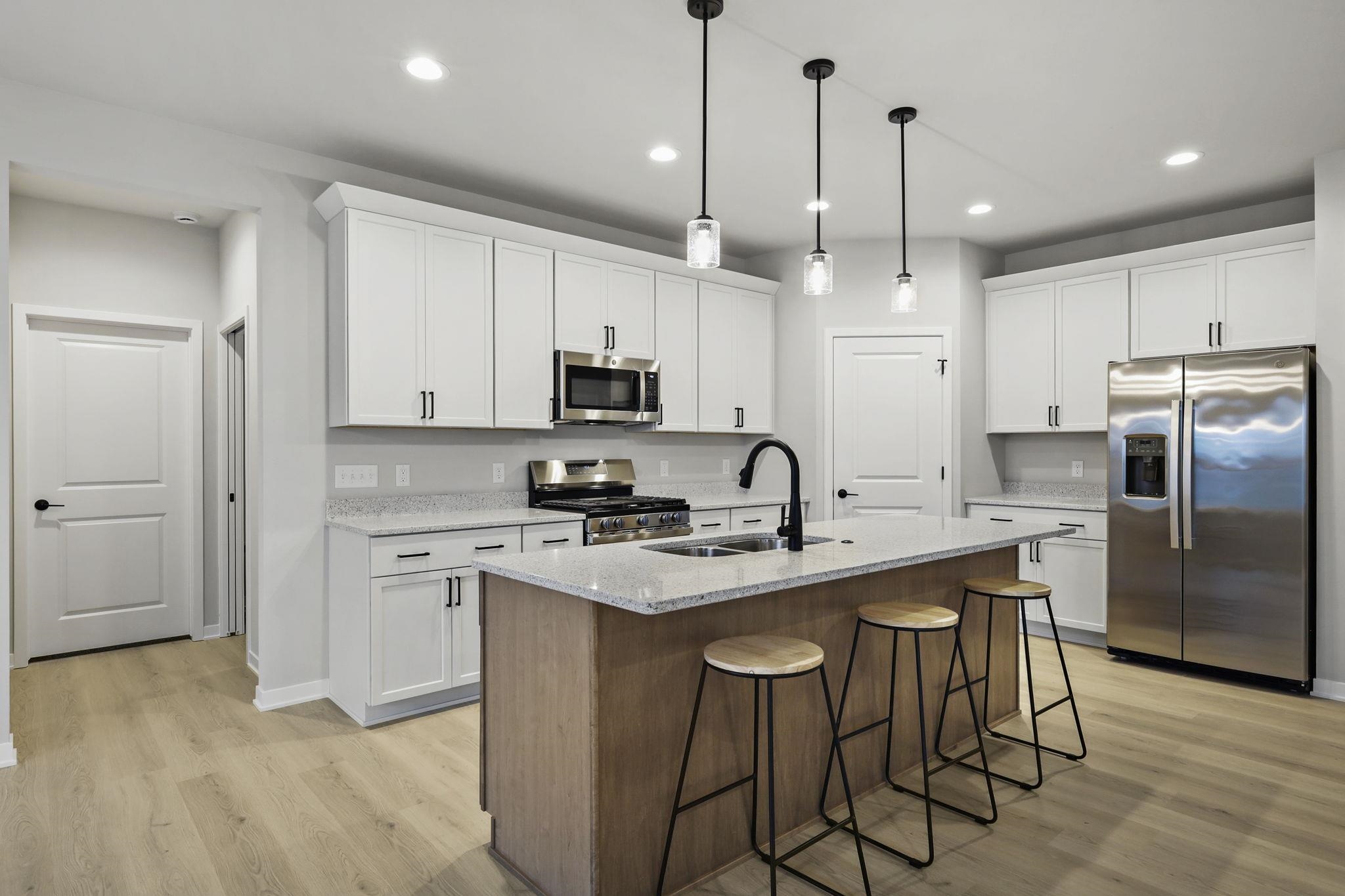 9 Hawks View Edgerton, WI 53534 - Photo 15 of 33