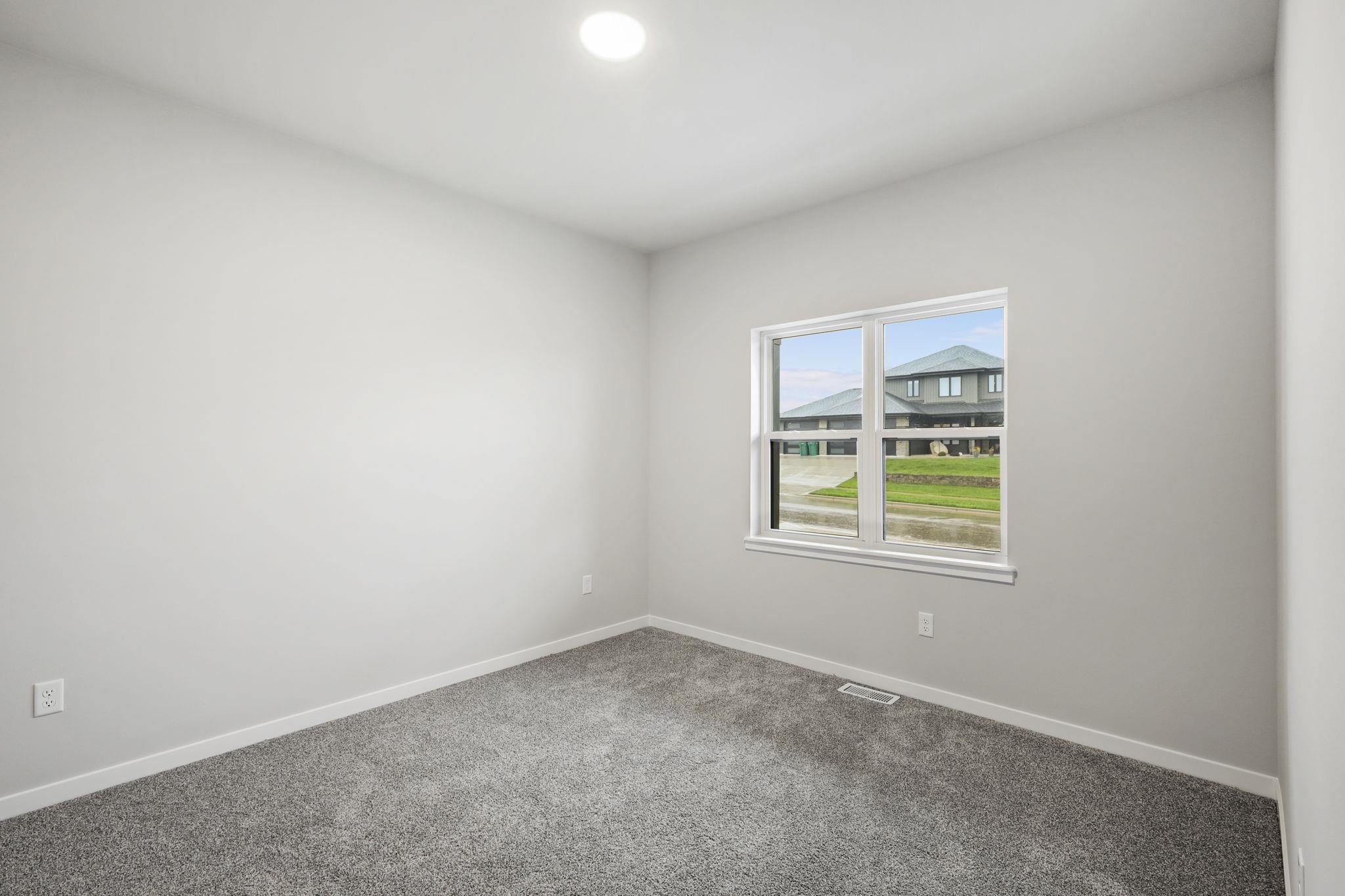 9 Hawks View Edgerton, WI 53534 - Photo 19 of 33