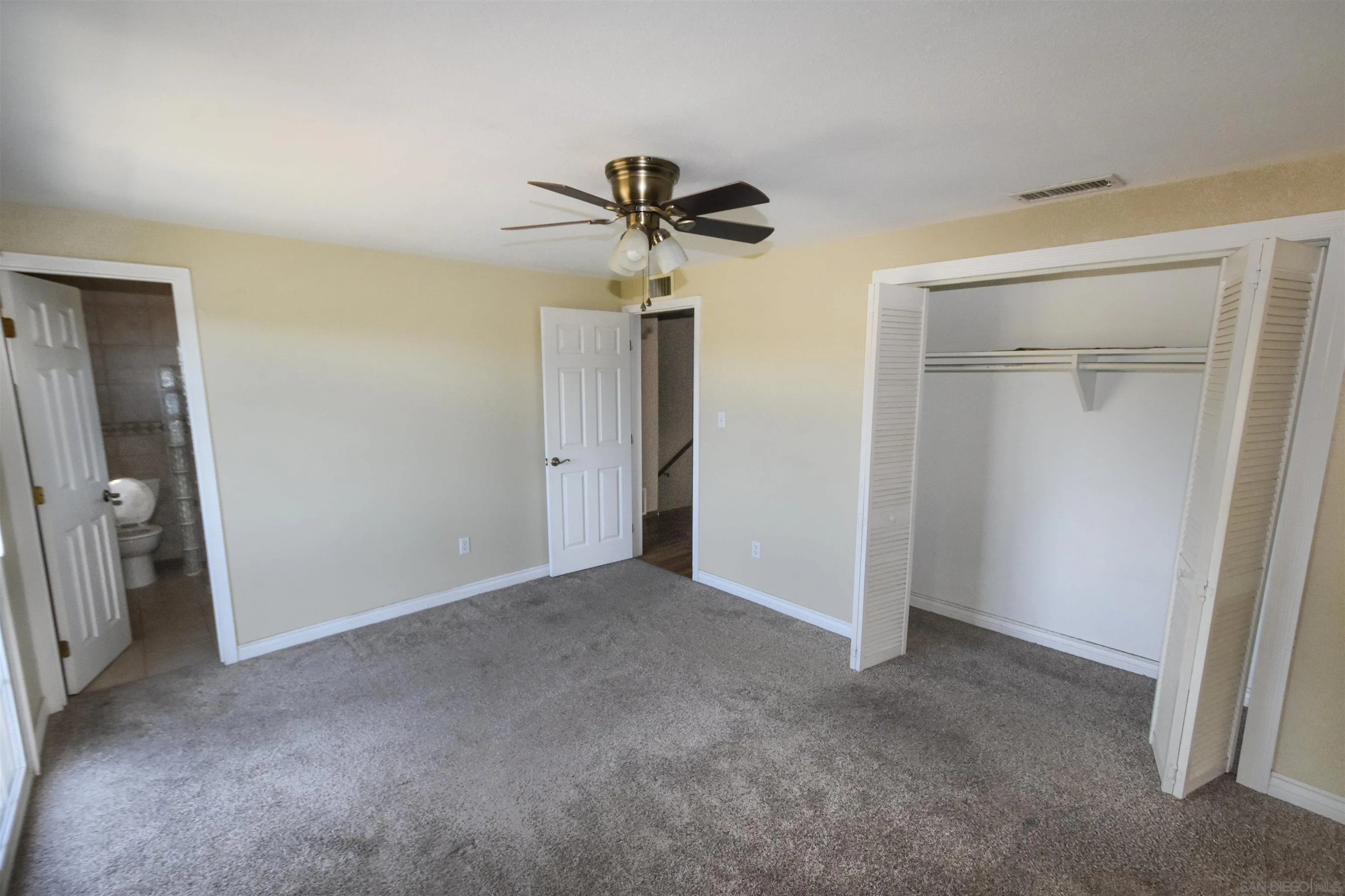 914 South Grade Road Alpine, CA 91901 - Photo 8 of 16