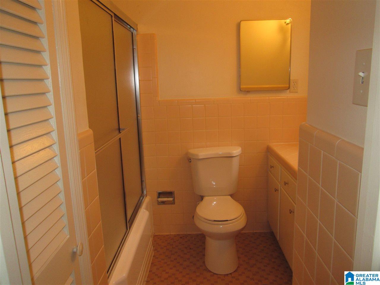 1912 Laurel Road, Unit E1 Birmingham, AL 35216 - Photo 16 of 19