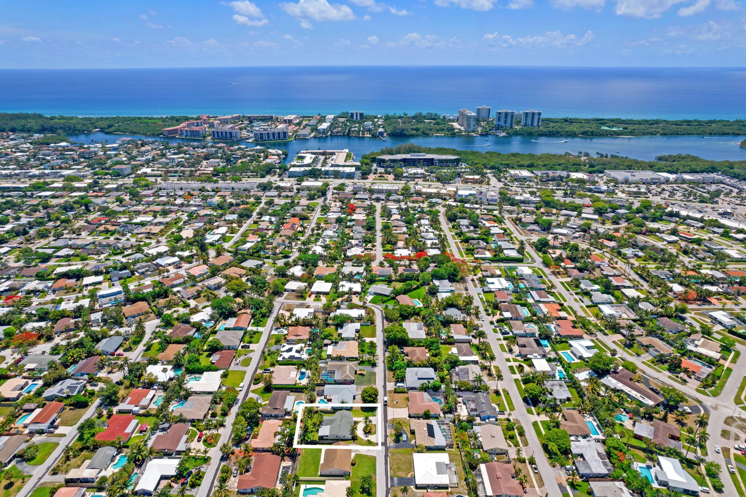 263 Northeast 24th Court Boca Raton, FL 33431 - Photo 19 of 29 a view of a city