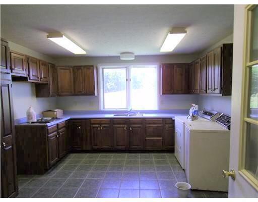 28 Smith Road Dayton, ME 04005 - Photo 20 of 25 Kennel Kitchen
