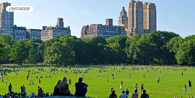 $1,795,000 | 18 West 70th Street, Unit 8C | Upper West Side