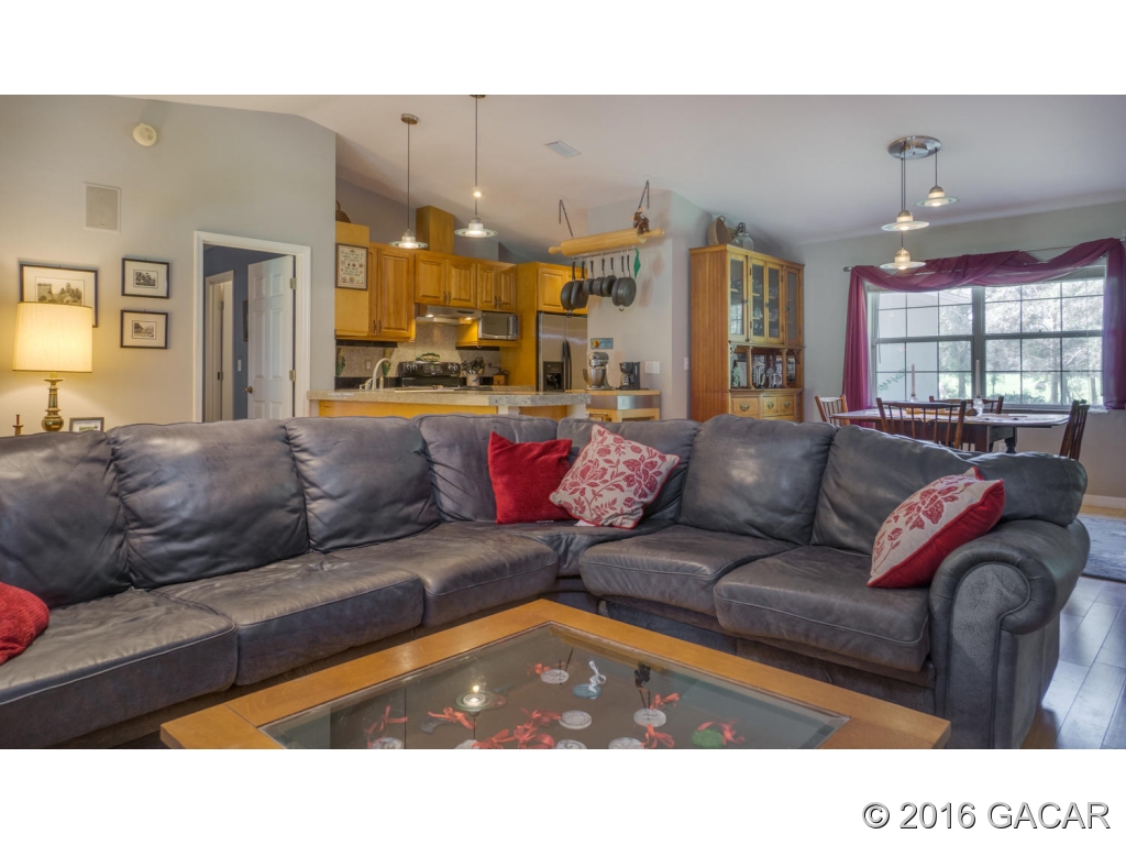 719 Southwest Mapleton Street Fort White, FL 32038 - Photo 11 of 23 Gallery Image 11