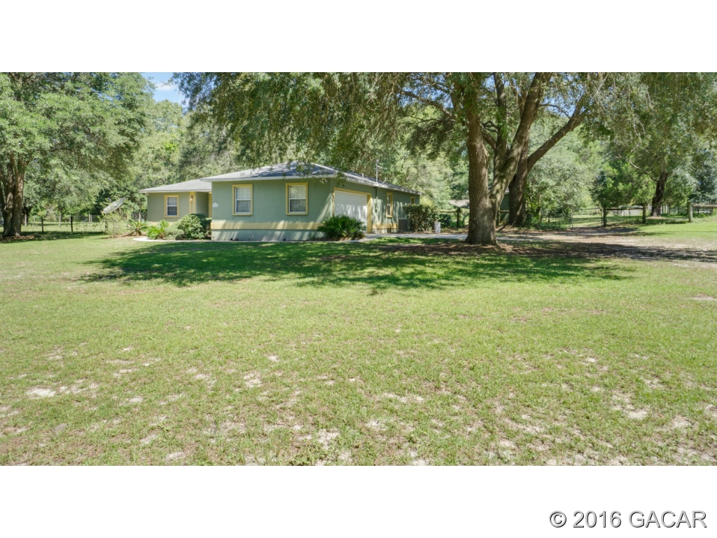 719 Southwest Mapleton Street Fort White, FL 32038 - Photo 4 of 23 Gallery Image 4