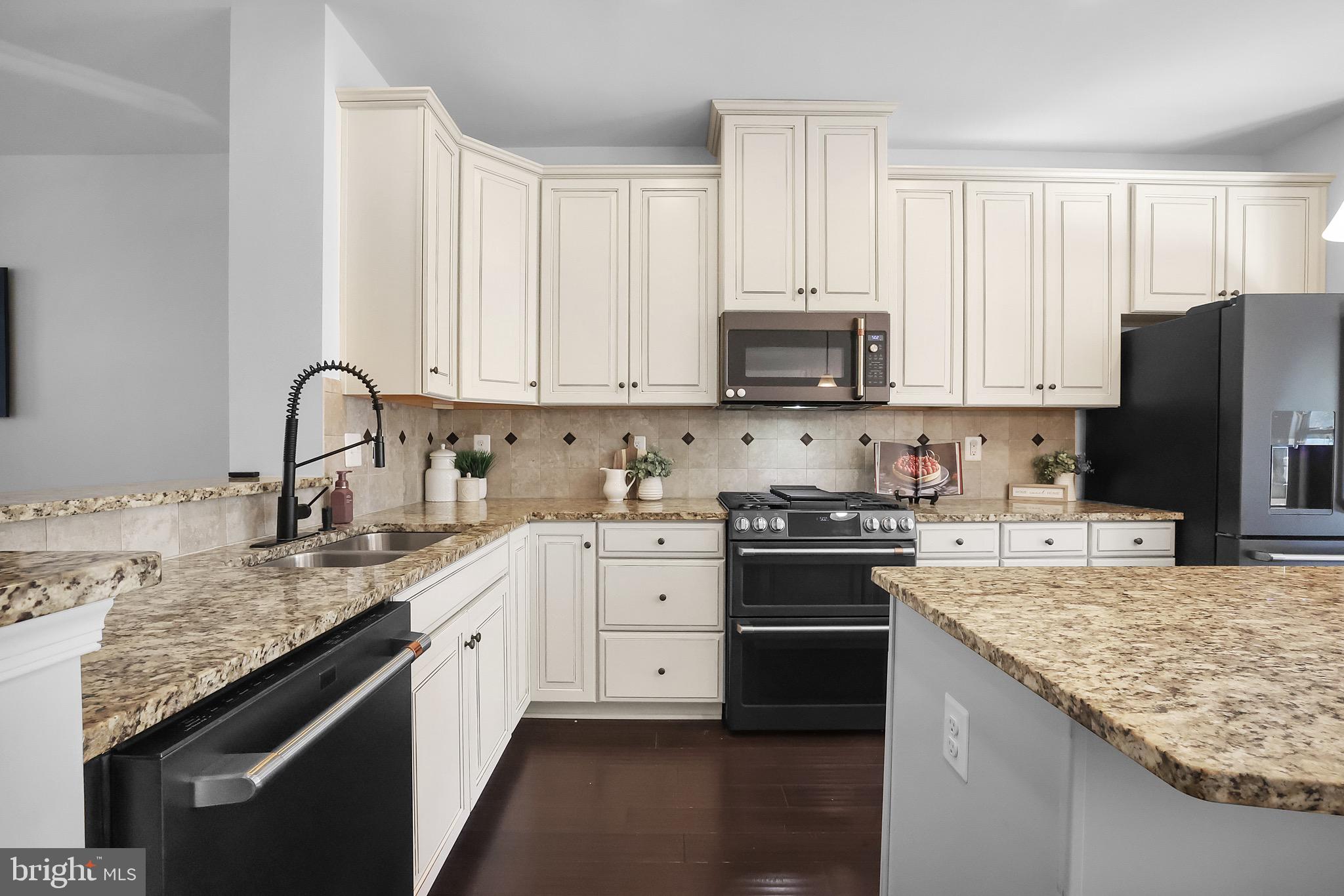 7853 Patterson Way Hanover, MD 21076 - Photo 5 of 81