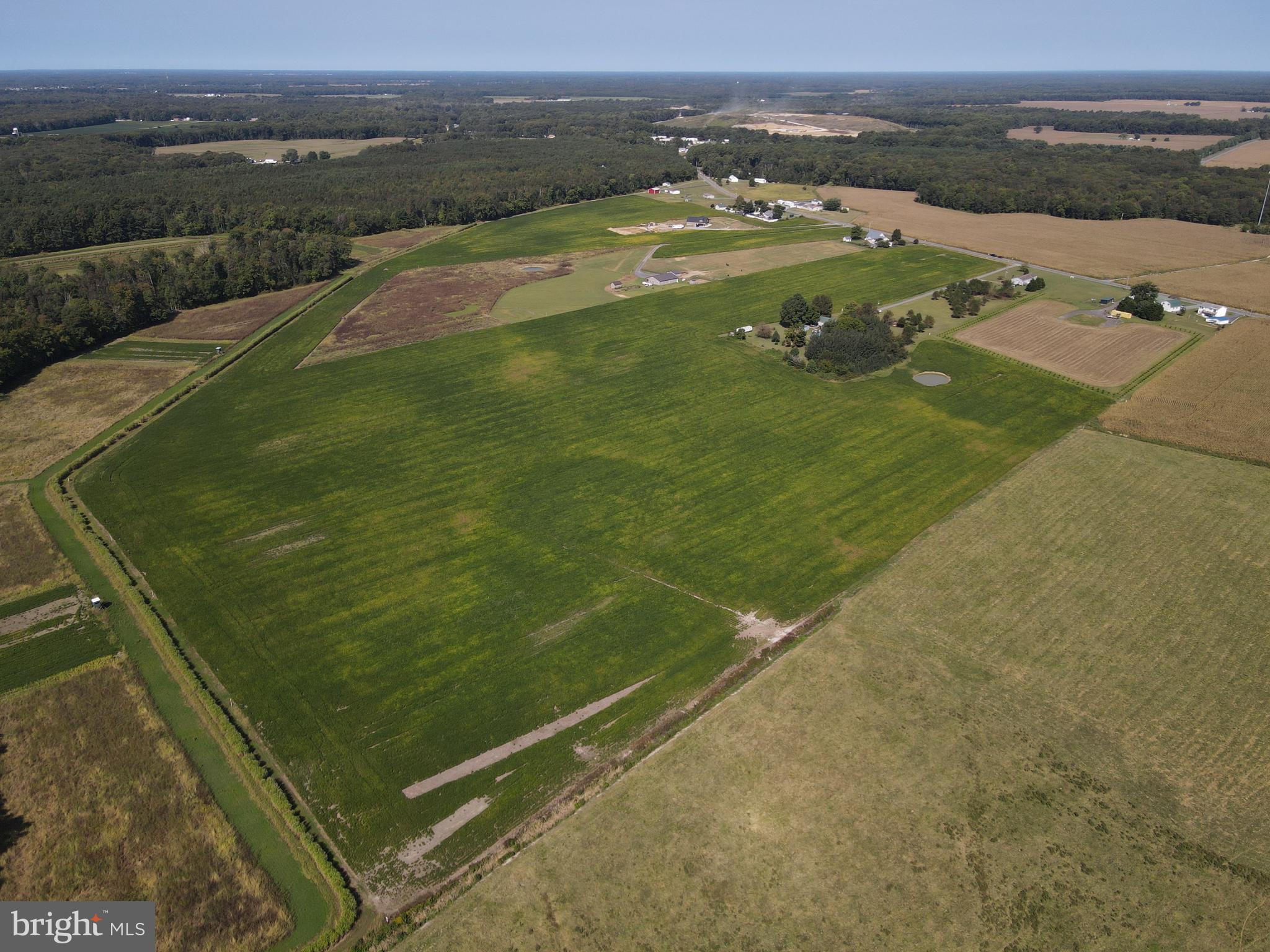 700-769 Sandtown Road Felton, DE 19943 - Photo 6 of 8 an aerial view of a football ground