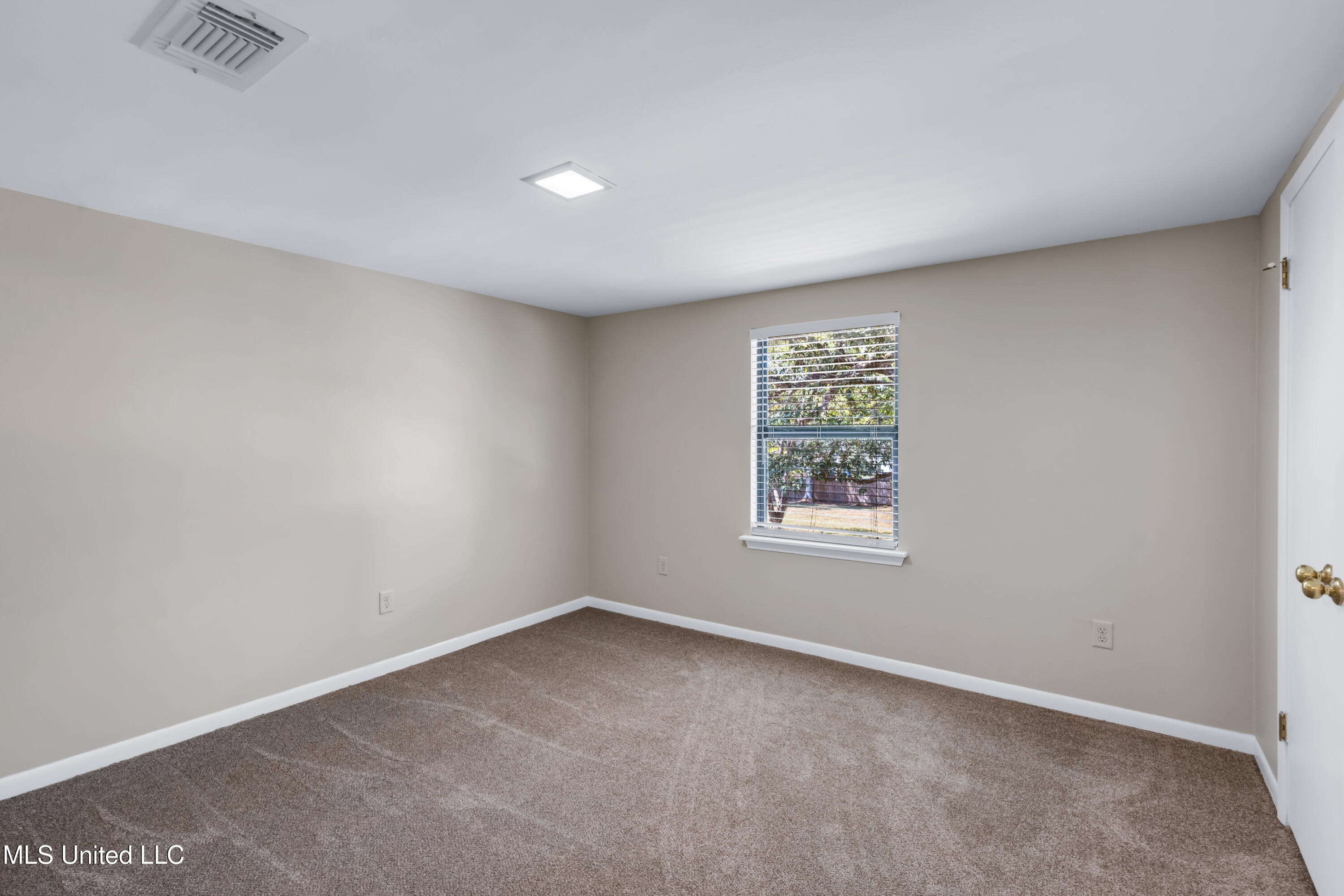 12529 Canal Road Gulfport, MS 39503 - Photo 17 of 32 Bedroom 3 Upstairs