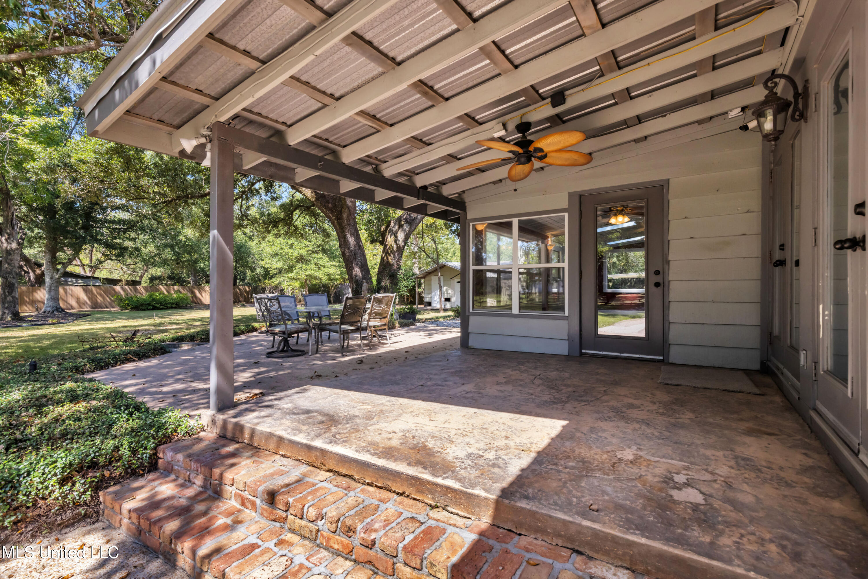 12529 Canal Road Gulfport, MS 39503 - Photo 26 of 32 Back patio