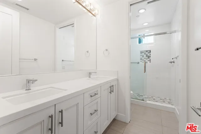 $12,995 | 12763 Shell Place, Unit 1, Playa Vista, CA 90094