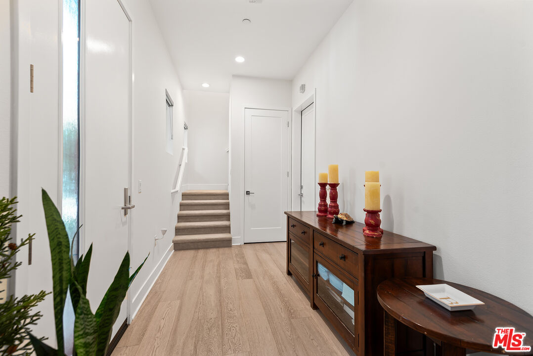 12763 Shell Place, Unit 1 Playa Vista, CA 90094 - Photo 19 of 28