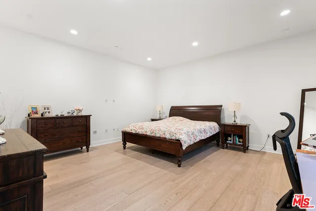 $12,995 | 12763 Shell Place, Unit 1, Playa Vista, CA 90094