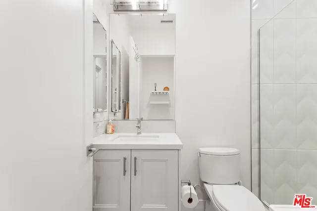 $12,995 | 12763 Shell Place, Unit 1, Playa Vista, CA 90094