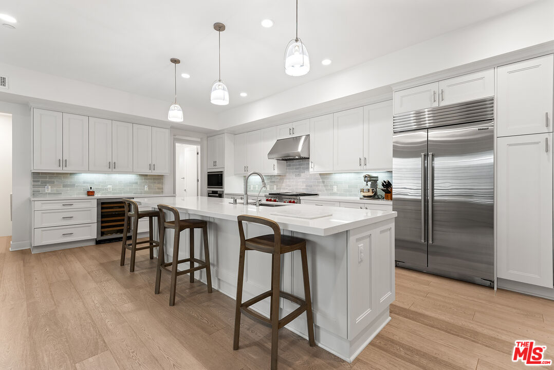 12763 Shell Place, Unit 1 Playa Vista, CA 90094 - Photo 4 of 28