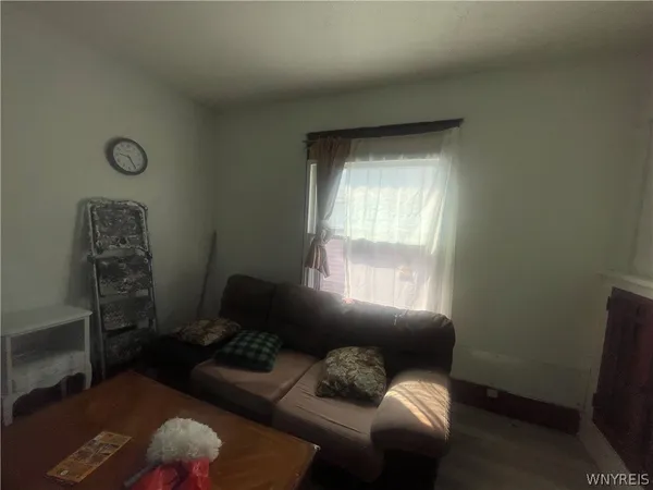 $94,800 | 1737 Whitney Avenue, Niagara Falls, NY 14301