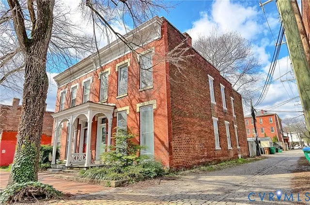 $3,500 | 108 North Harrison Street, Richmond, VA 23220