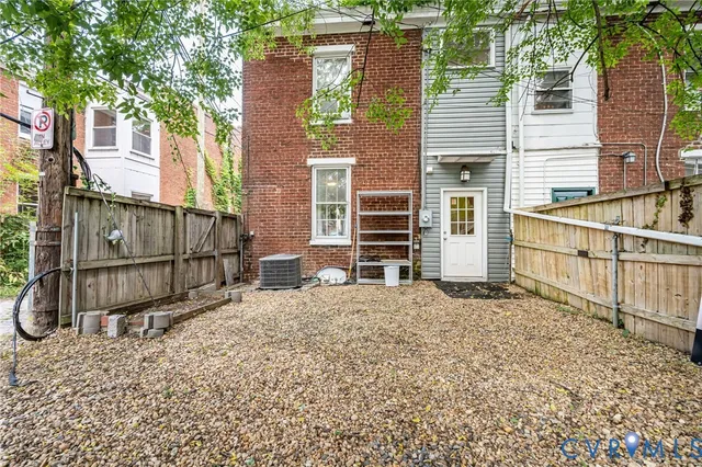 $3,500 | 108 North Harrison Street, Richmond, VA 23220