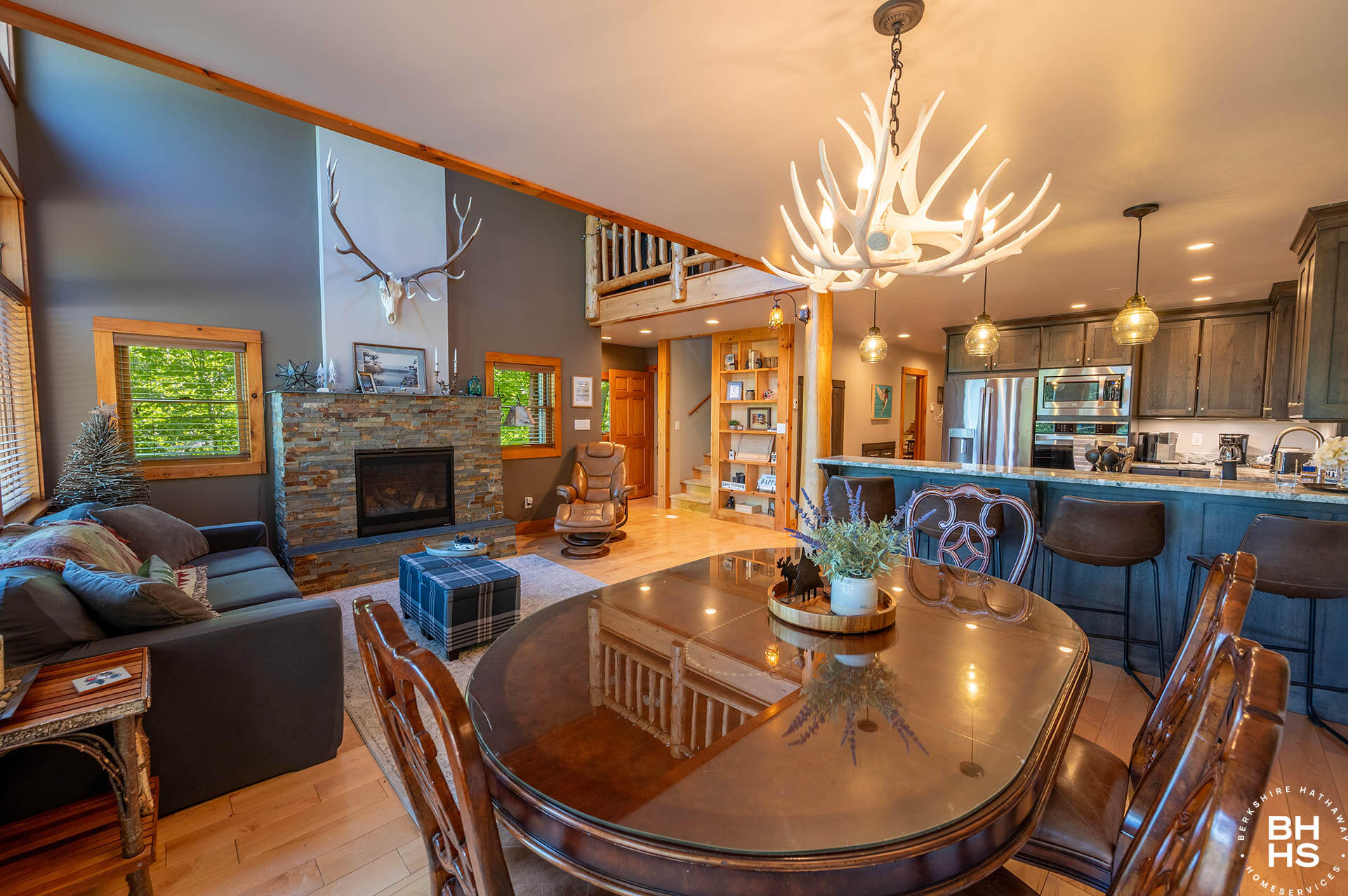 220 Riverside Drive Saranac Lake, NY 12983 - Photo 6 of 38
