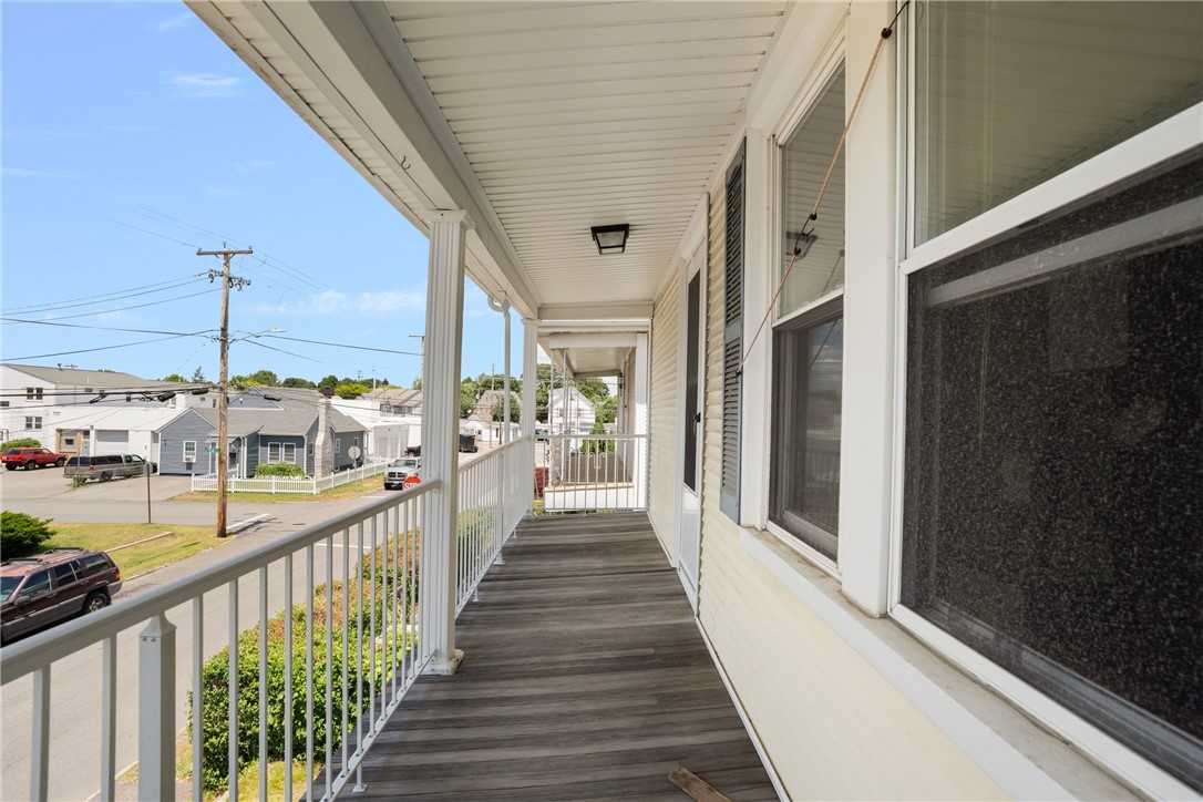 147 Tweed Street Pawtucket, RI 02861 - Photo 32 of 39