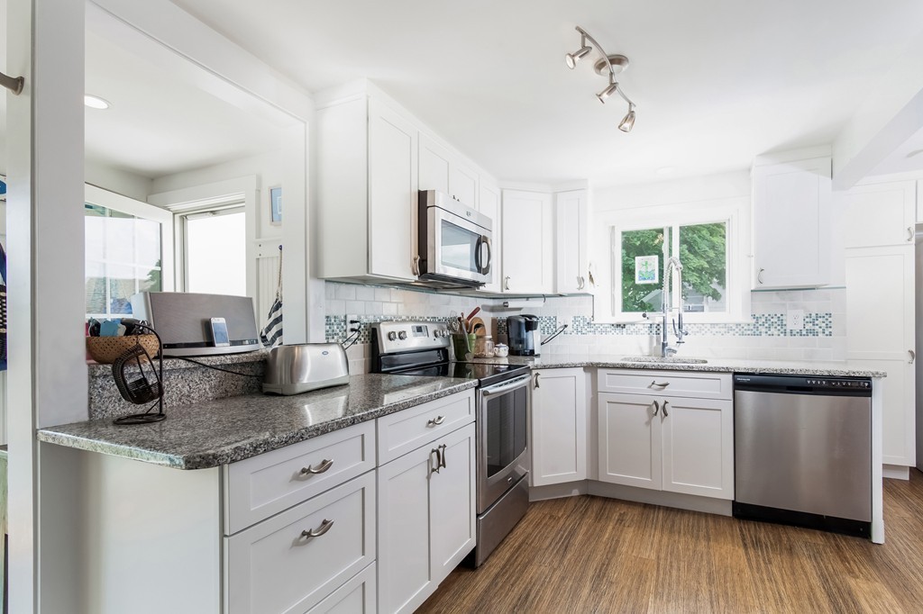 9 Hilltop Road, Unit 9 Ipswich, MA 01938 - Photo 5 of 25