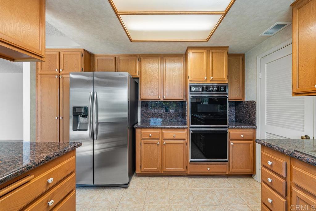 3711 Overpark Road San Diego, CA 92130 - Photo 15 of 37