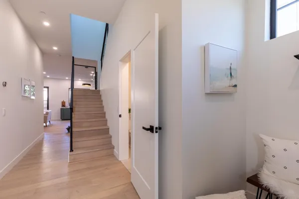 a view of entryway with a small space