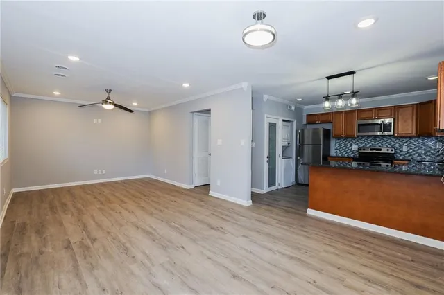 $1,900 | 1277 Goodwin Road Northeast, Unit 1271, Atlanta, GA 30324