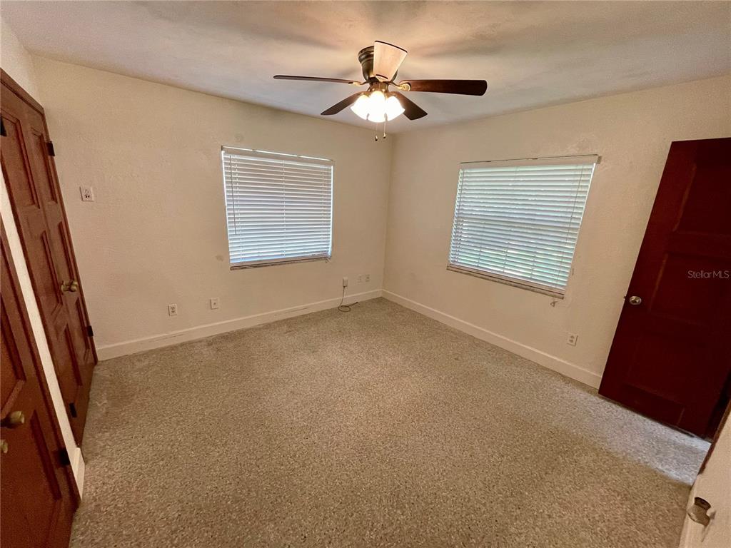 206 Robin Road Altamonte Springs, FL 32701 - Photo 26 of 36 a view of an empty room with a window