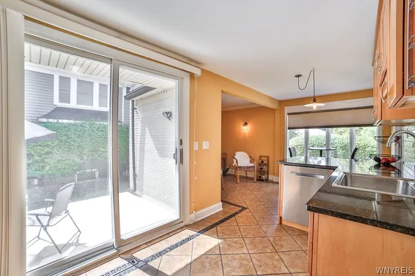 $2,400 | 32 Bernhardt Drive, Unit 10, Amherst, NY 14226