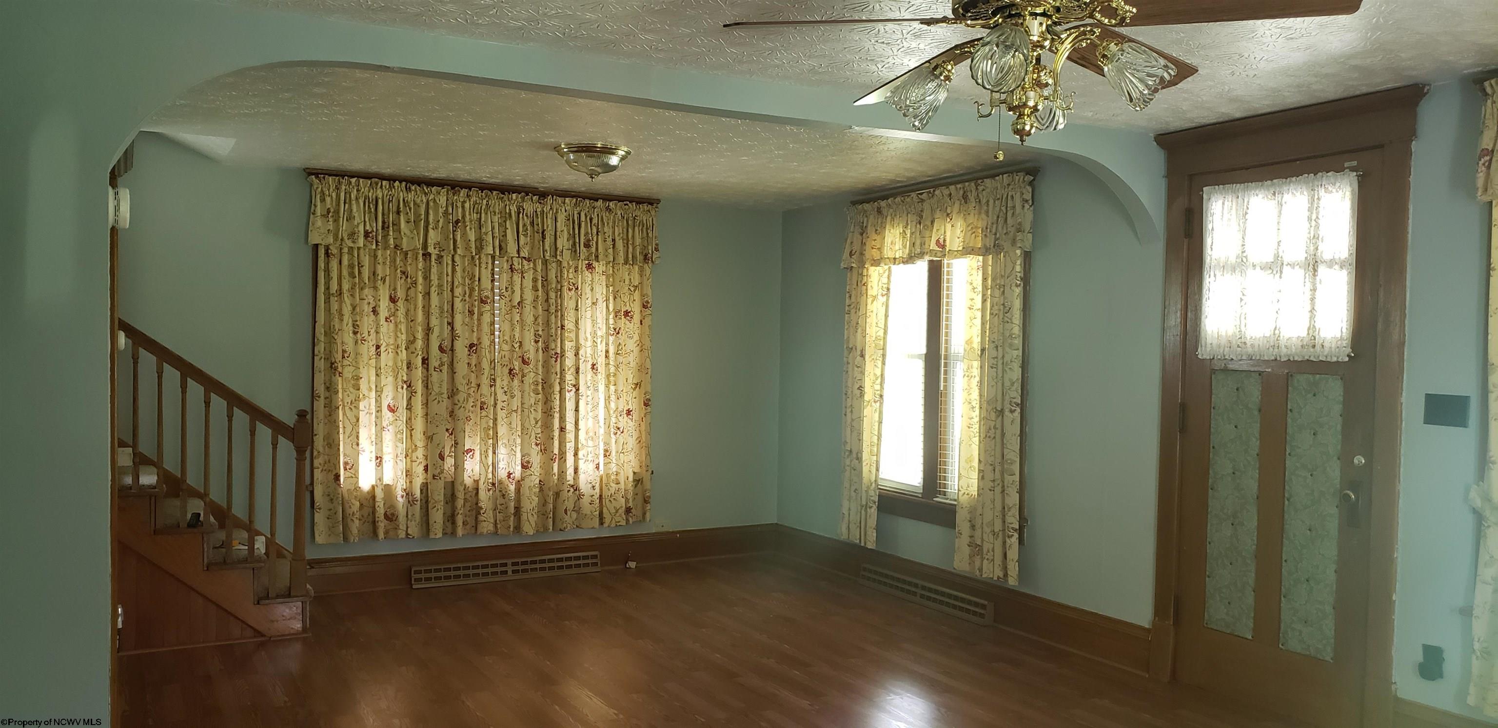 595 Mods Run Road Mannington, WV 26582 - Photo 8 of 30 Gallery Image 8