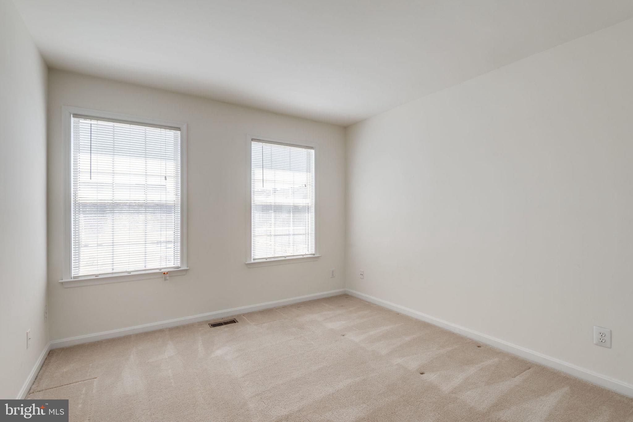 20864 Trinity Square Sterling, VA 20165 - Photo 25 of 42