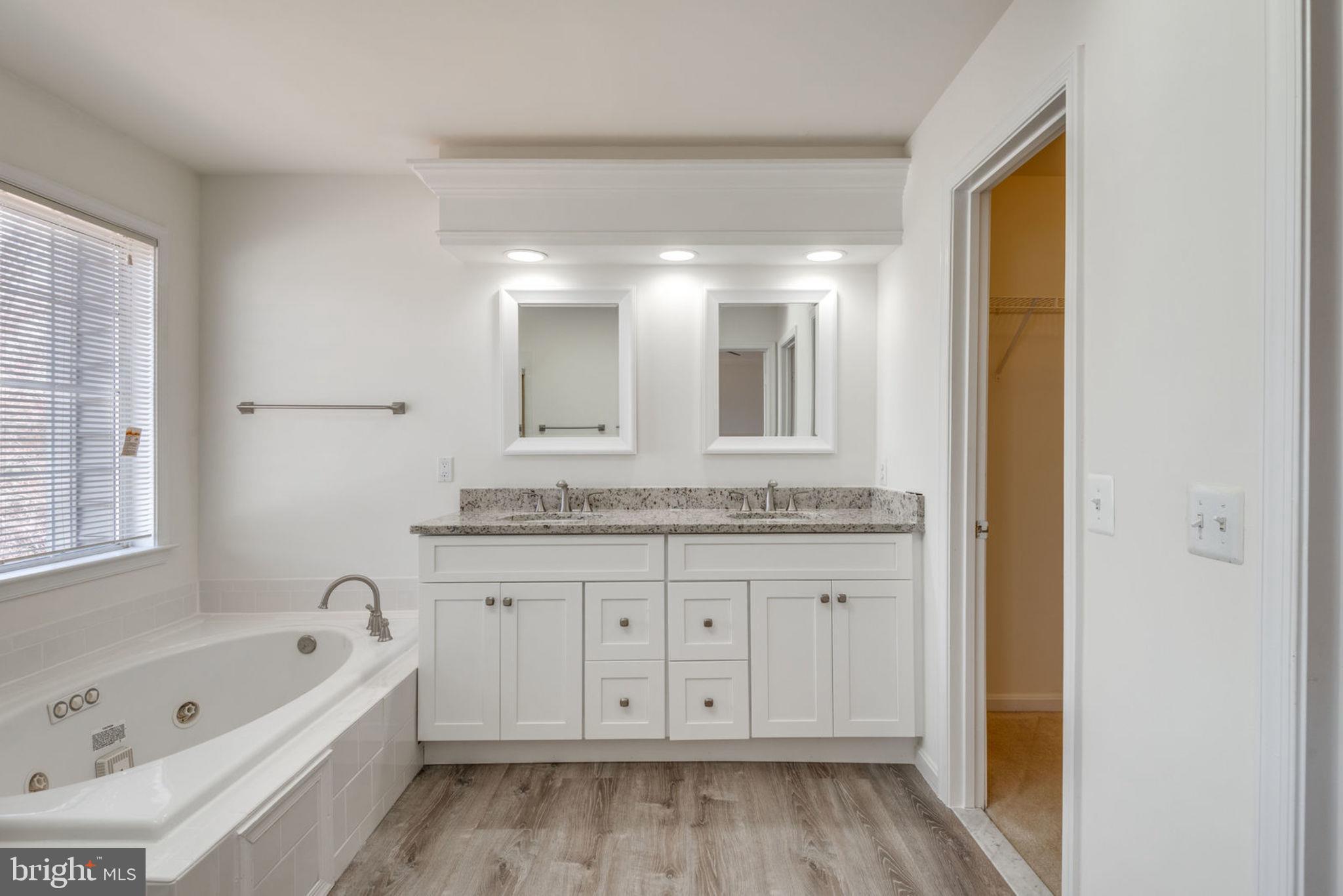 20864 Trinity Square Sterling, VA 20165 - Photo 30 of 42