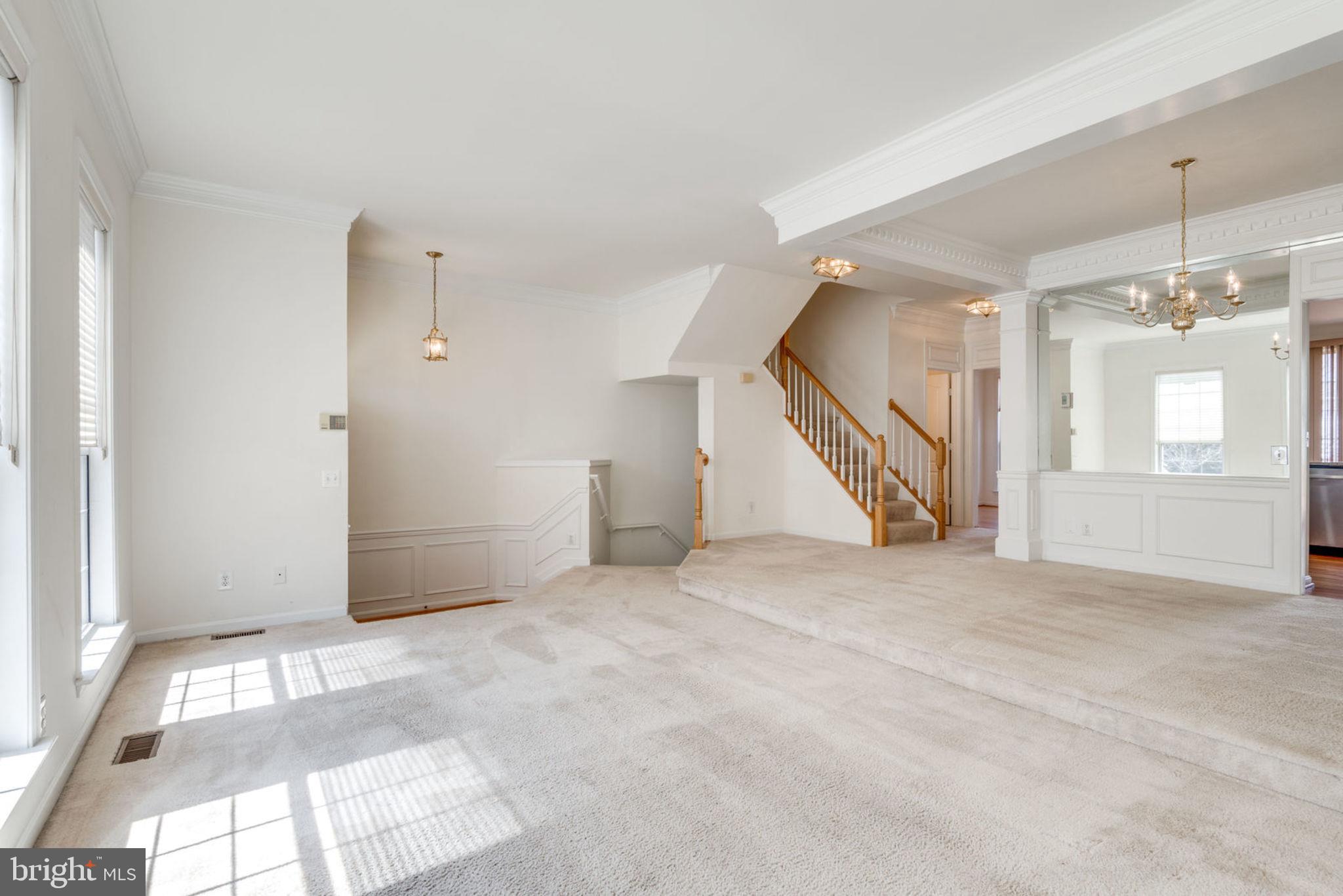 20864 Trinity Square Sterling, VA 20165 - Photo 4 of 42